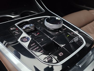 صورة مصغرة 12 لـ 2025 BMW X5