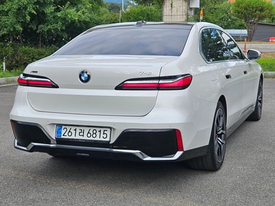 صورة 7 لـ 2024 BMW 7 SERIES