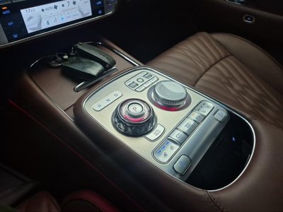 2023 Genesis G90 — фото 9