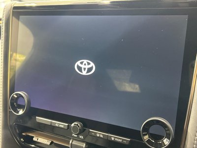 2024 TOYOTA ALPHARD photo 3
