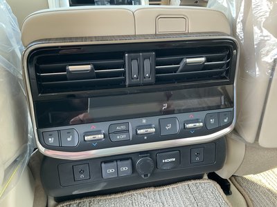 2025 Toyota LAND CRUISER 300 缩略图 37