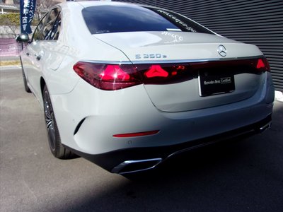 MERCEDES-BENZ E-CLASS - 6