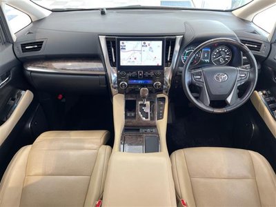 TOYOTA ALPHARD - 2