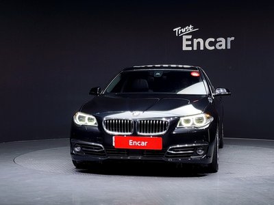 BMW 5 SERIES - 2