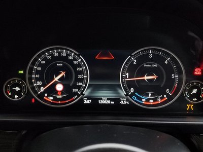 BMW 5 SERIES - 8