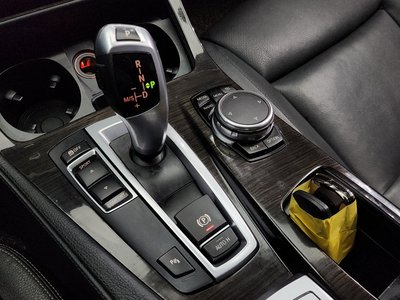 BMW 5 SERIES - 9