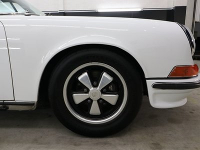 PORSCHE 911 - 10