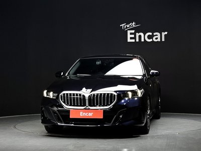 BMW 5 SERIES - 2