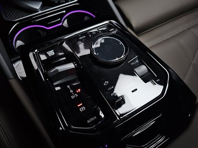 BMW 5 SERIES - 9
