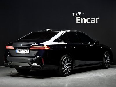 BMW 5 SERIES - 3