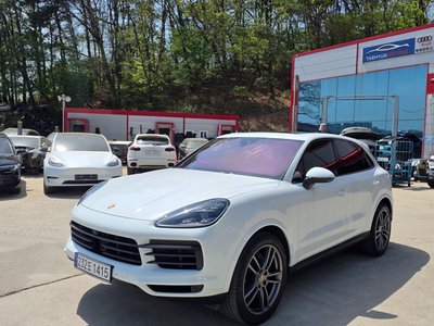 PORSCHE CAYENNE - 4