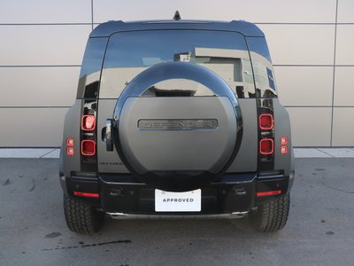 LAND ROVER DEFENDER - 6