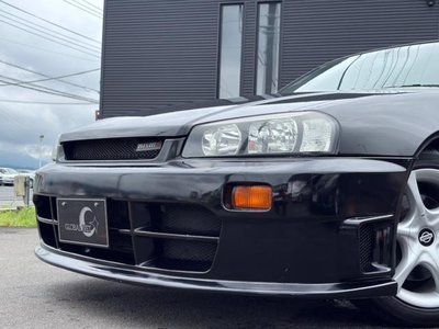 1998 Nissan SKYLINE 照片 10