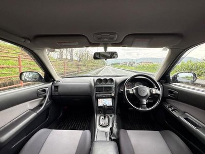 1998 Nissan SKYLINE 照片 3