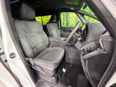 2026 Toyota ALPHARD photo 8