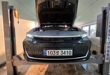 TOYOTA CROWN - View 1