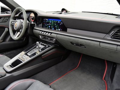 PORSCHE 911 - 10