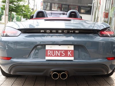 2017 Porsche 718 thumbnail 22
