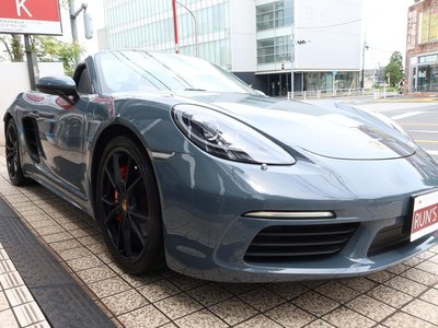 صورة 8 لـ 2017 Porsche 718