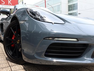 2017 Porsche 718 thumbnail 28