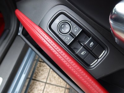 2017 Porsche 718 thumbnail 19
