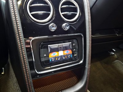 2015 Bentley FLYING SPUR 缩略图 17