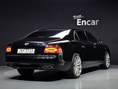 صورة 5 لـ 2015 Bentley FLYING SPUR
