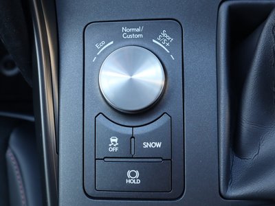 صورة مصغرة 66 لـ 2023 Lexus IS
