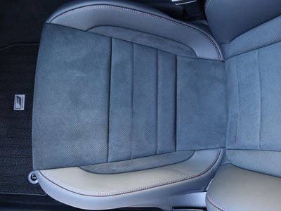صورة مصغرة 53 لـ 2023 Lexus IS