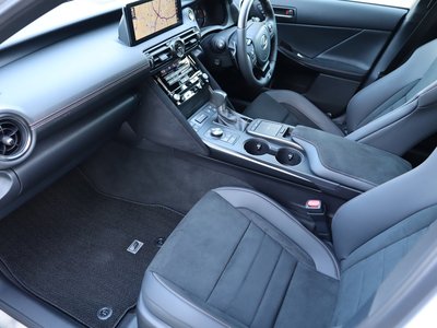 صورة مصغرة 48 لـ 2023 Lexus IS