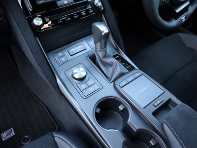 صورة مصغرة 71 لـ 2023 Lexus IS