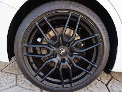 صورة مصغرة 42 لـ 2023 Lexus IS