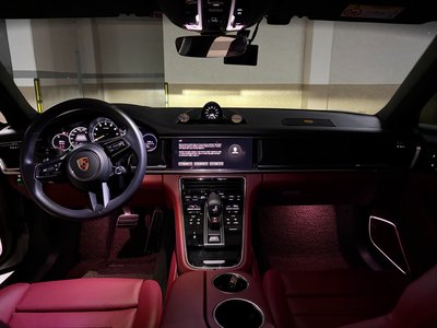 PORSCHE PANAMERA - 9