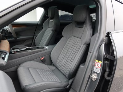 AUDI E-TRON GT QUATTRO - 10