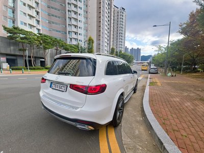 MERCEDES-BENZ GLS - 8