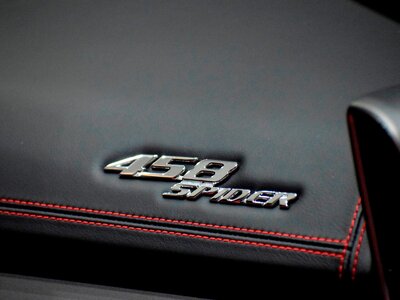 صورة مصغرة 118 لـ 2012 FERRARI 458 SPIDER