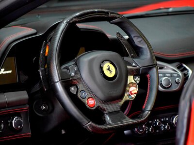 صورة مصغرة 126 لـ 2012 FERRARI 458 SPIDER