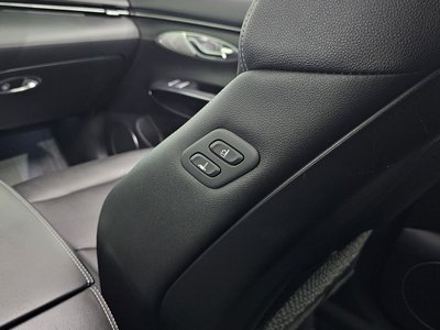 2022 Genesis GV70 thumbnail 29
