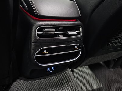 2022 Genesis GV70 thumbnail 25