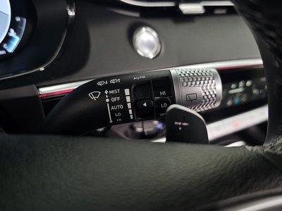 2022 Genesis GV70 thumbnail 23