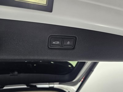 2022 Genesis GV70 thumbnail 31