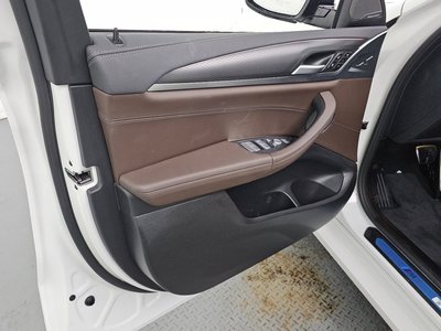 2025 BMW X4 缩略图 14