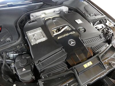 MERCEDES-BENZ GT AMG - 7