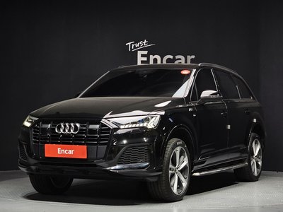 AUDI Q7 - 1