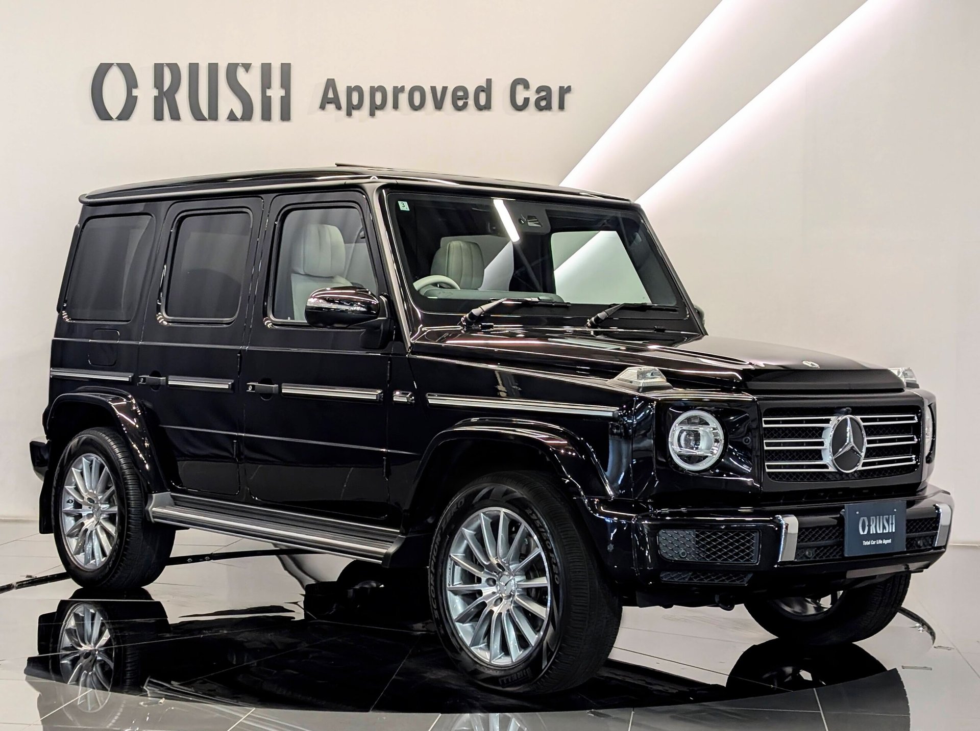 MERCEDES-BENZ G-CLASS - View 1