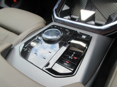 صورة مصغرة 25 لـ 2025 BMW X3
