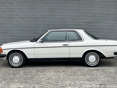 MERCEDES-BENZ MEDIUM-CLASS - 5