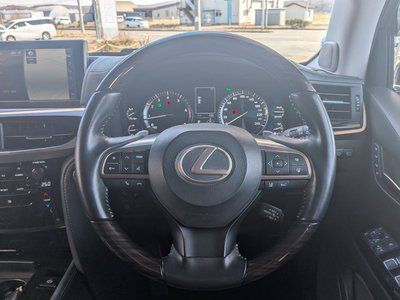 LEXUS LX - 8