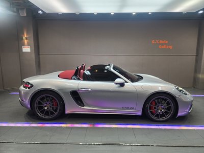 PORSCHE 718 - 5