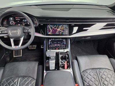 AUDI Q8 - 5